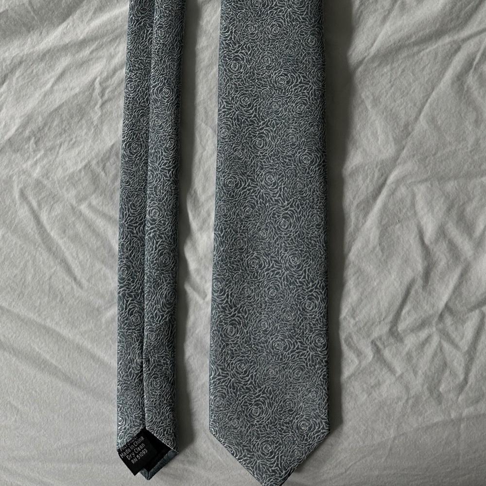 Blue tie